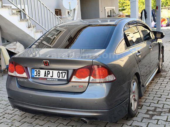 Sahibinden Honda Civic 1.6i VTEC Elegance 2010 Model