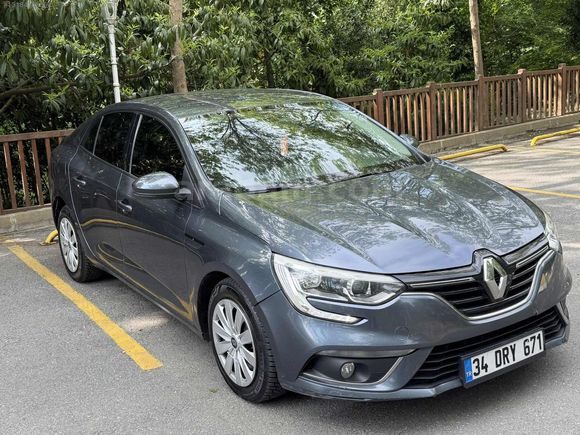 TİTANYUM GRİ 1.5 DİZEL MEGANE 164 BİN KM