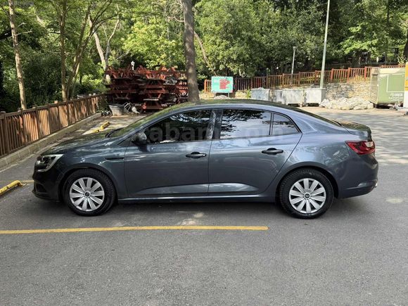 TİTANYUM GRİ 1.5 DİZEL MEGANE 164 BİN KM