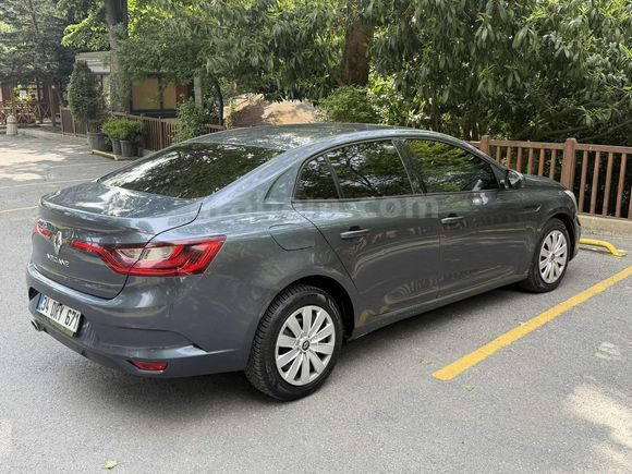 TİTANYUM GRİ 1.5 DİZEL MEGANE 164 BİN KM