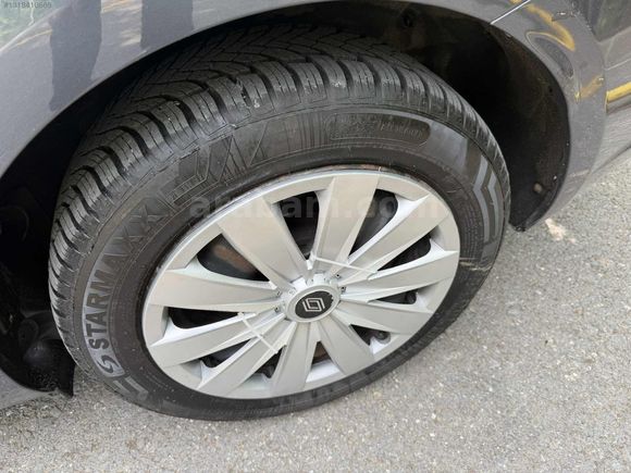 TİTANYUM GRİ 1.5 DİZEL MEGANE 164 BİN KM