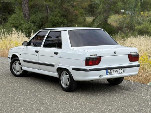 1999 MODEL HATASIZ DEĞİŞENSİZ SADECE 5 PARÇA BOYALI BROADVAY