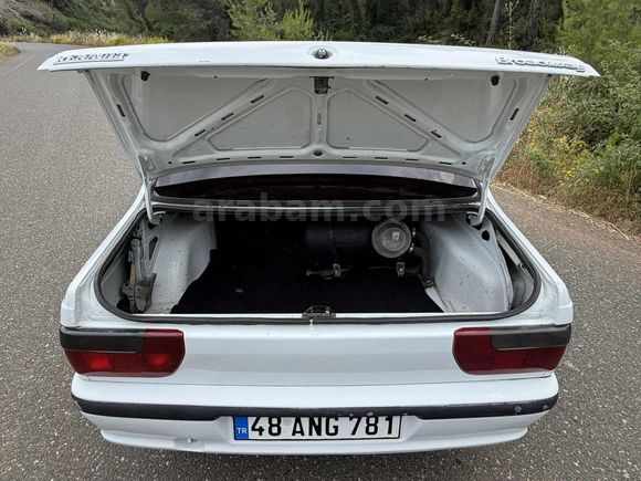 1999 MODEL HATASIZ DEĞİŞENSİZ SADECE 5 PARÇA BOYALI BROADVAY