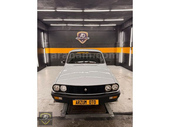 TOROS GÖRÜNÜMLÜ RENAULT 12 SW BOYA YENİ
