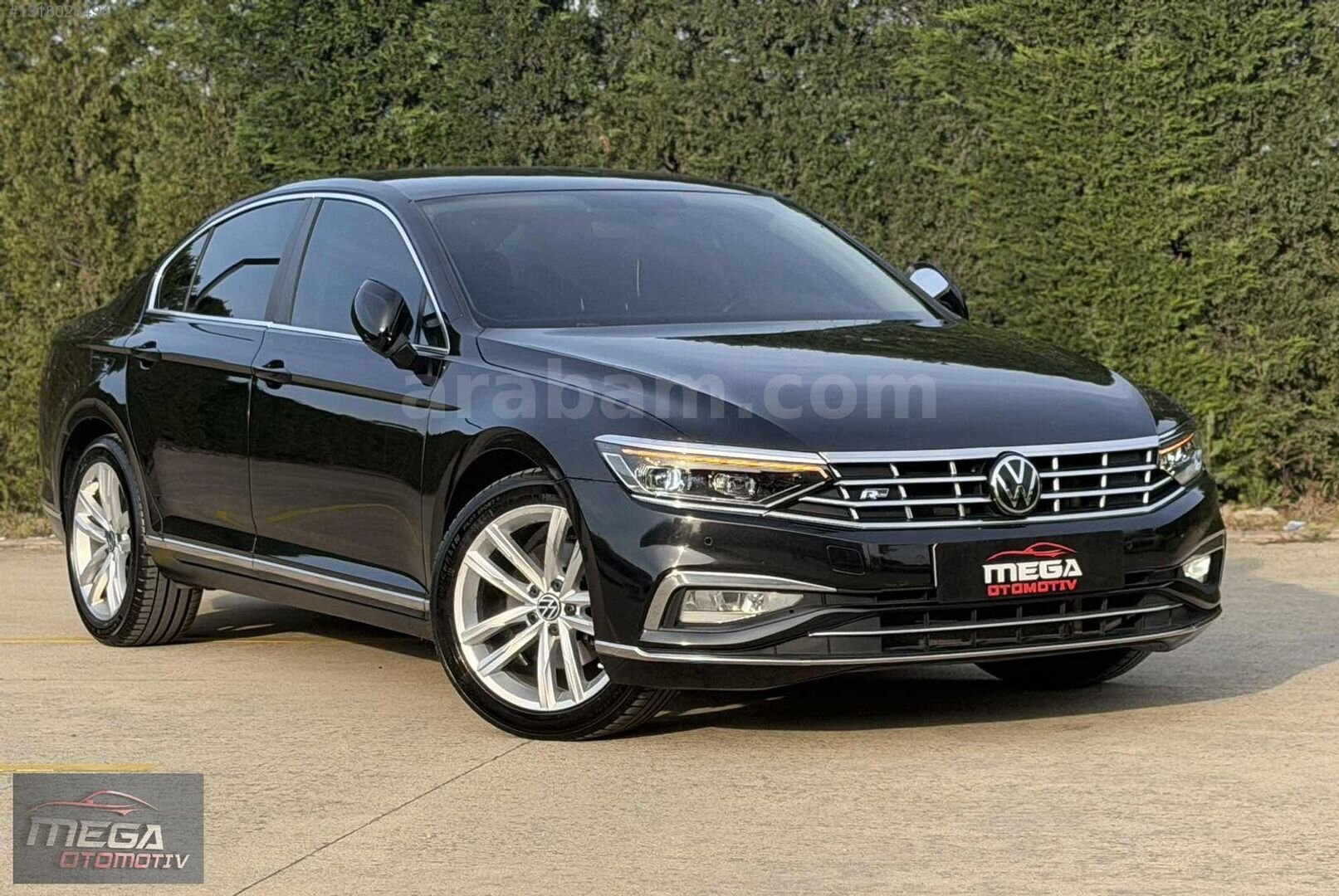 Galeriden Volkswagen Passat 1.6 TDi BlueMotion Business 2020 Model Sakarya 200.000 km Siyah 2