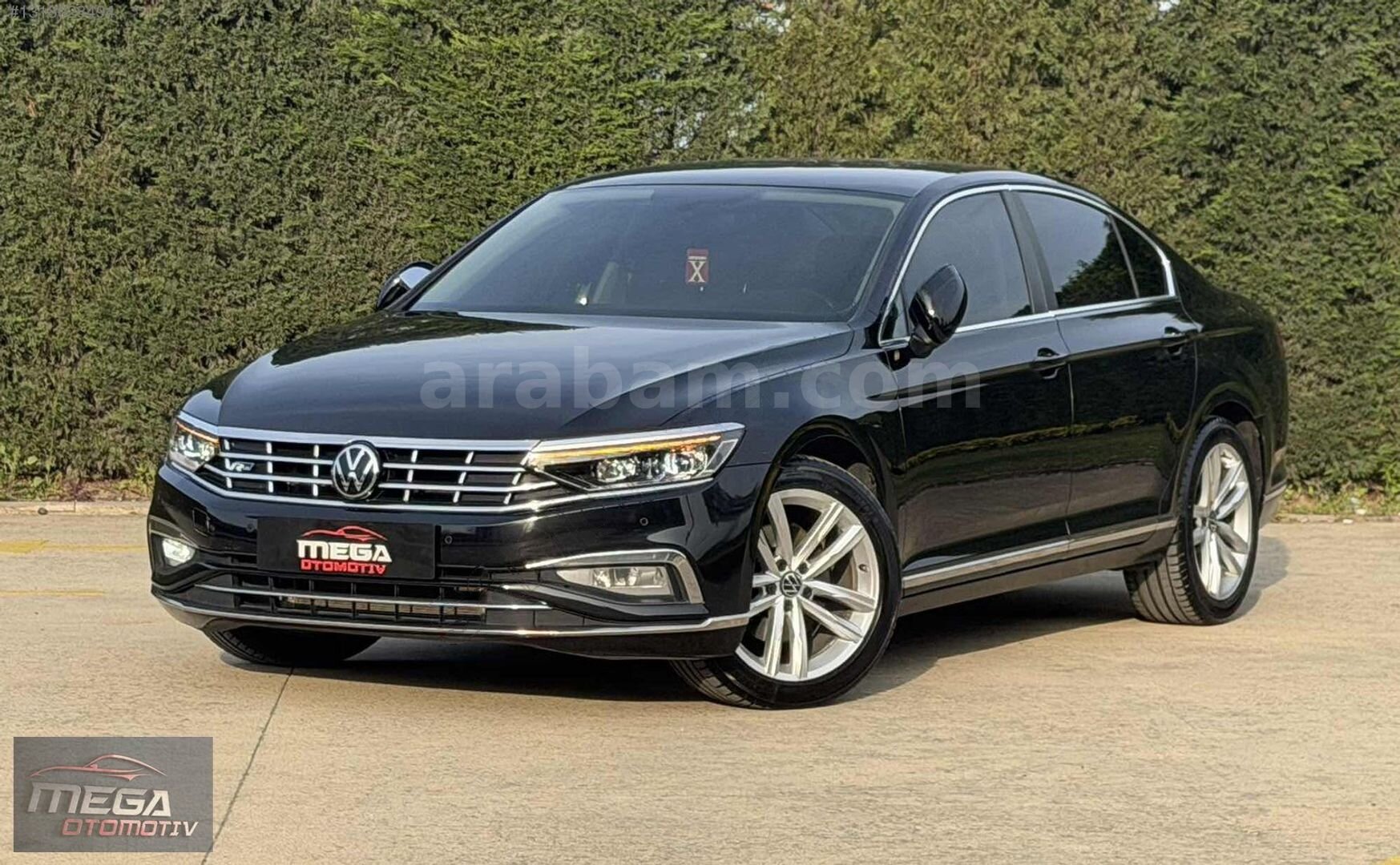 Galeriden Volkswagen Passat 1.6 TDi BlueMotion Business 2020 Model Sakarya 200.000 km Siyah 4