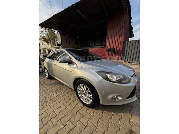 Sahibinden Ford Focus 1.6 TDCi Titanium 2012 Model  195.000 km Gri