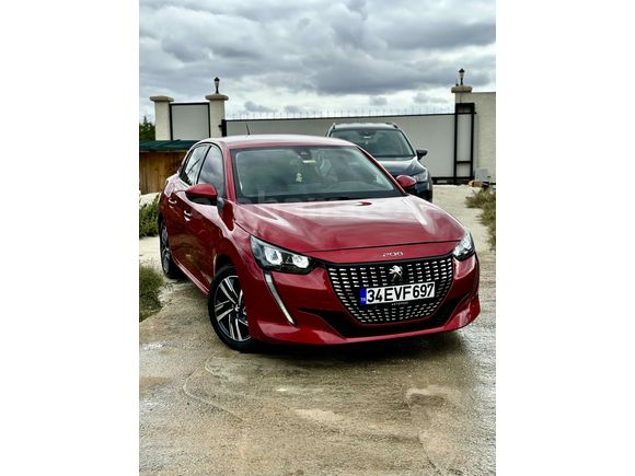 Sahibinden Peugeot 208 1.2 PureTech Allure Selection 2021 Model  