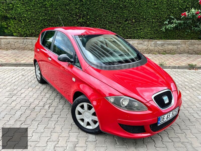 Galeriden Seat Altea 1.6 Reference 2005 Model Aydın 220.000 km Kırmızı