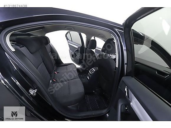 VERONA-2016 SKODA OCTAVİA 1.6 TDI OTOMATİK BAKIMLI MASRAFSIZ!