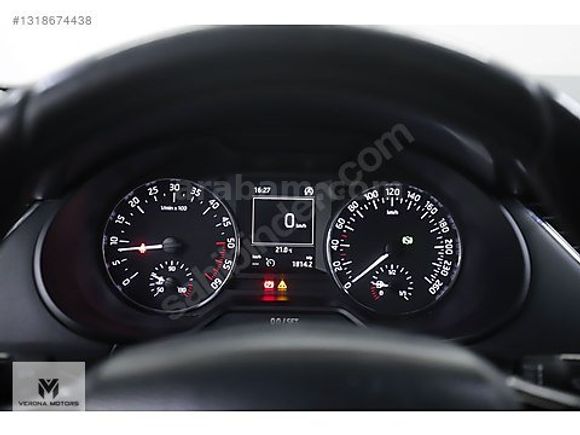 VERONA-2016 SKODA OCTAVİA 1.6 TDI OTOMATİK BAKIMLI MASRAFSIZ!