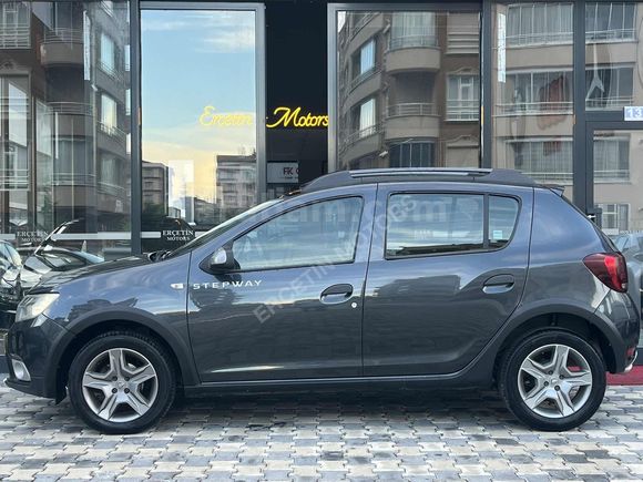 'ERÇETİN' 2017 DACIA SANDERO-OTOMATİK- SADECE 44.000KM