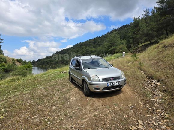 Sahibinden Aile Aracı  Ford Fusion 1.6 Lux 2004 Model 