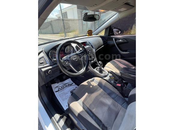 Galeriden Opel Astra 1.3 CDTI Edition 2015 Model Diyarbakır