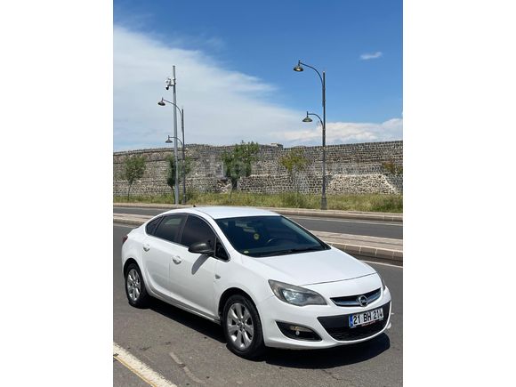 Galeriden Opel Astra 1.3 CDTI Edition 2015 Model Diyarbakır