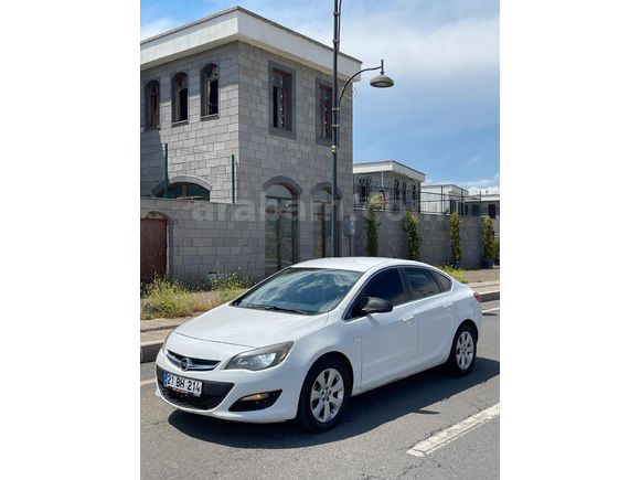 Galeriden Opel Astra 1.3 CDTI Edition 2015 Model Diyarbakır