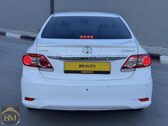 BM AUTO'dan 2011 MODEL OTOMATİK TOYOTA COROLLA 1,4 D-4D ELEGANT