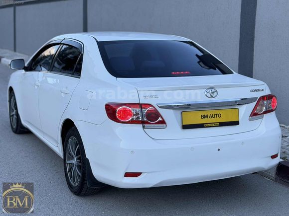 BM AUTO'dan 2011 MODEL OTOMATİK TOYOTA COROLLA 1,4 D-4D ELEGANT