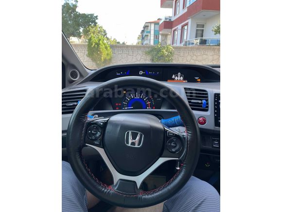 Sahibinden Honda Civic 1.6i VTEC Eco Elegance 2014 Model 