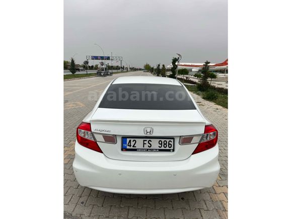 Sahibinden Honda Civic 1.6i VTEC Eco Elegance 2014 Model 