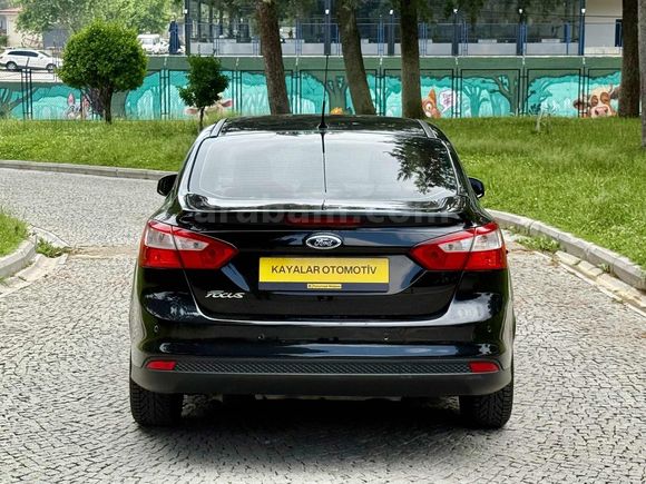 KAYALAR'DAN 2012 MODEL FOCUS 1.6TDCİ 95HP KUSURSUZ