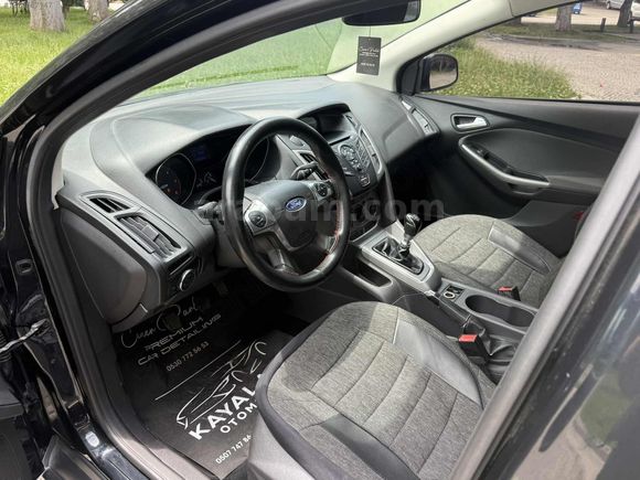 KAYALAR'DAN 2012 MODEL FOCUS 1.6TDCİ 95HP KUSURSUZ