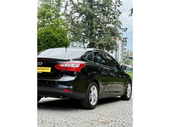 KAYALAR'DAN 2012 MODEL FOCUS 1.6TDCİ 95HP KUSURSUZ