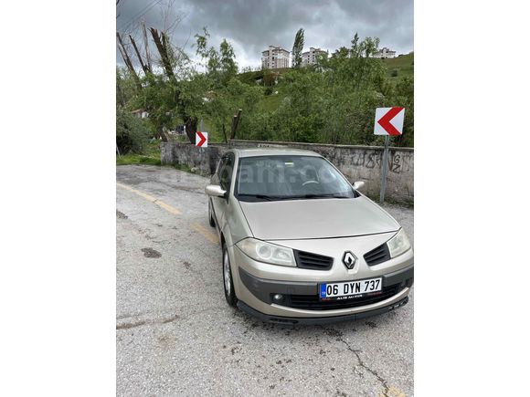 Sahibinden Renault Megane 1.6 Privilege 2006 Model..