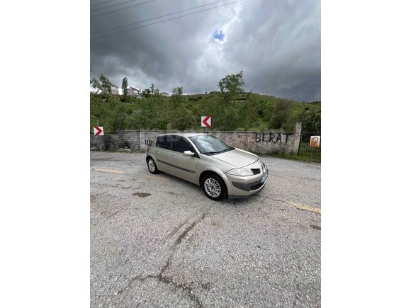Sahibinden Renault Megane 1.6 Privilege 2006 Model..