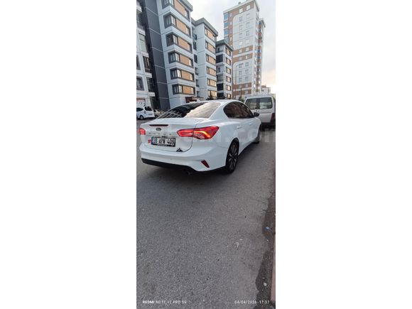 Sahibinden Ford Focus 1.5 EcoBlue Titanium Stil 2023 Model