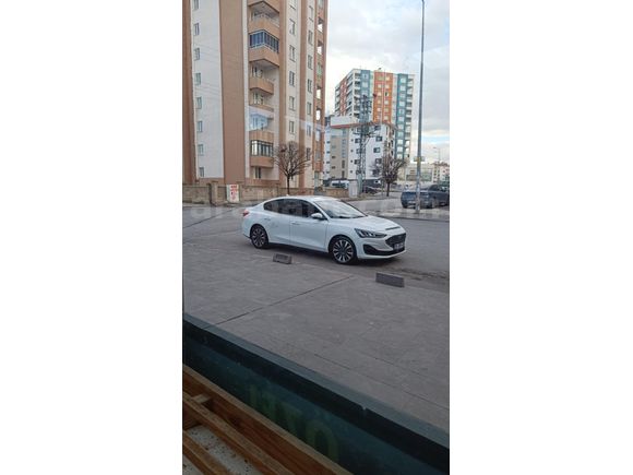 Sahibinden Ford Focus 1.5 EcoBlue Titanium Stil 2023 Model