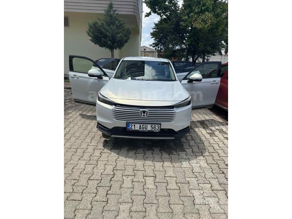 Sahibinden Honda HR-V 1.5 e-HEV Advance 2024 Model 