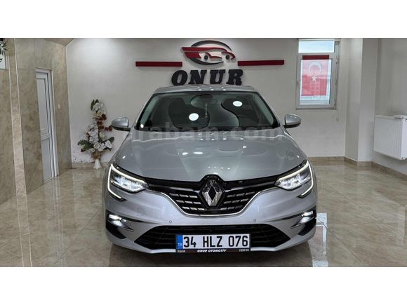 2023 MEGANE 1.3 TCE İCON 12.000 KM'DE KUSURSUZ SIFIR KONDİSYON