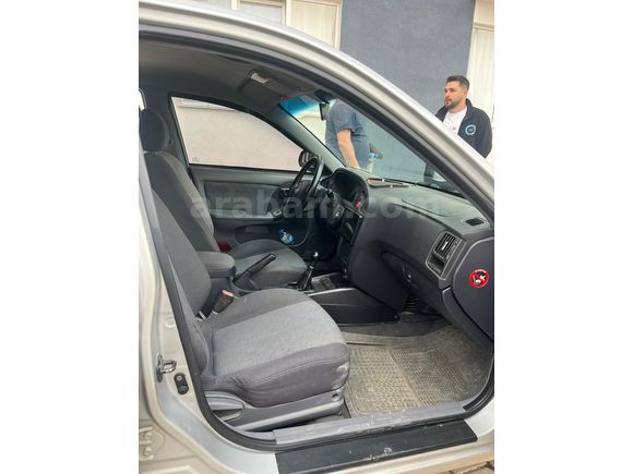 Sahibinden Hyundai Elantra 1.6 GLS 2005 Model