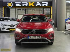 2022 T-ROC LIFE 1.5 TSI HAYALET/XENON/ANAHTARSIZ ÇALIŞTIRMA