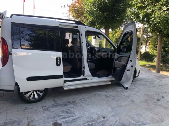 Sahibinden Fiat Doblo 1.6 Multijet Premio Plus 2021 Model 95.000 km Beyaz