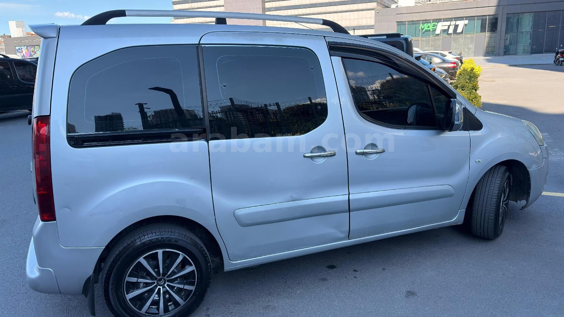 Sahibinden Citroen Berlingo 1.6 HDi X 2009 Model İstanbul 185.505 km Gri 5