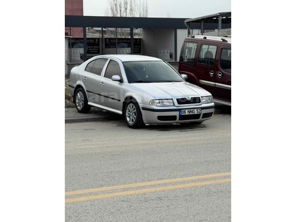 Sahibinden Skoda Octavia 1.6 Ambiente 2001 Model 