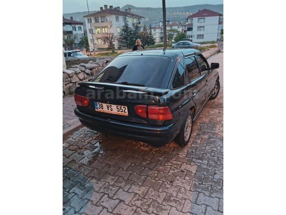 Sahibinden Ford Escort 1.6 Ghia 1994 Model