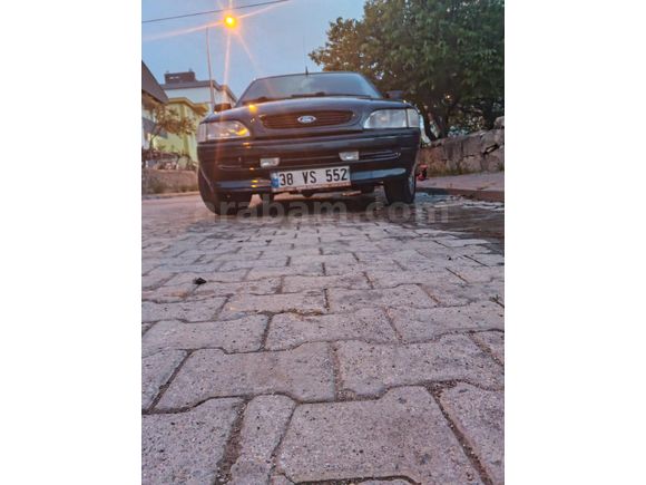 Sahibinden Ford Escort 1.6 Ghia 1994 Model
