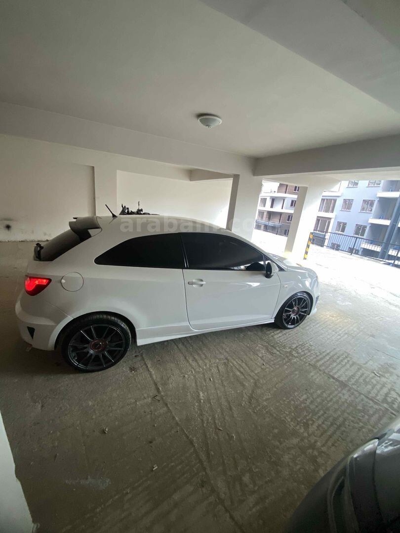 Sahibinden Seat Ibiza 1.4 TSI Sport Coupe Cupra 2011 Model Giresun 140.000 km Beyaz 7
