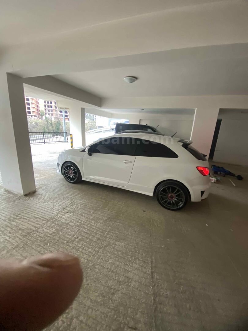 Sahibinden Seat Ibiza 1.4 TSI Sport Coupe Cupra 2011 Model Giresun 140.000 km Beyaz 6
