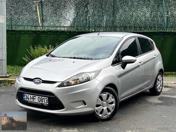 GÖKDENİZDEN FORD FİESTA 72.000 KM OTOMATİK...