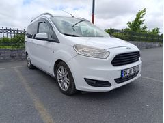 Sahibinden Ford Tourneo Courier 1.6 TDCi Titanium Plus 2014 Model