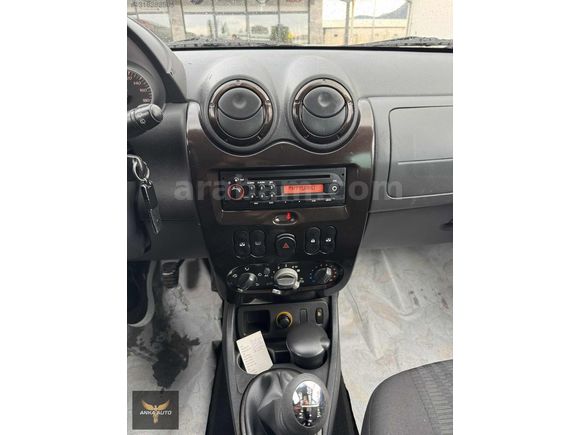 2011 DACİA DUSTER 1.5 DCİ LAURETE FULL PAKET CAMM GİBİ