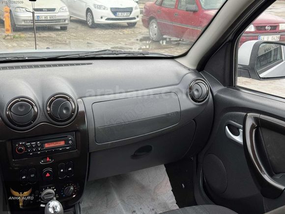 2011 DACİA DUSTER 1.5 DCİ LAURETE FULL PAKET CAMM GİBİ