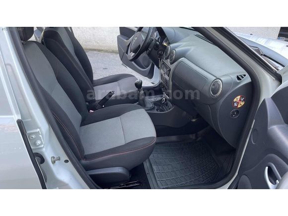 2012 DACİA DUSTER 1.5 dci 4*4 LAUREATE HATASIZ AYARINDA