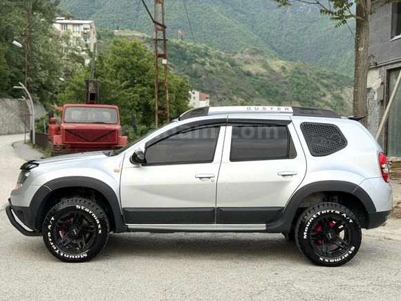 2016 DACİA DUSTER LAUREATE LOOK - HATASIZ - 145 KM - 4X4
