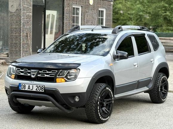 2016 DACİA DUSTER LAUREATE LOOK - HATASIZ - 145 KM - 4X4