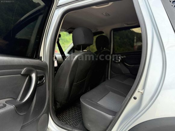 2016 DACİA DUSTER LAUREATE LOOK - HATASIZ - 145 KM - 4X4